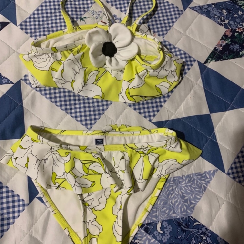 Swim suit